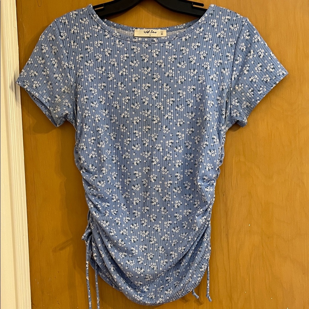 Wild Love Blue Floral Short Sleeve Top